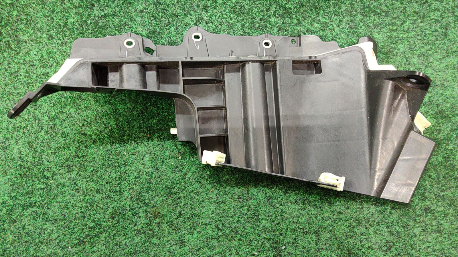 2019-2020 BMW X5 Lower Firewall Cover OEM 9866390