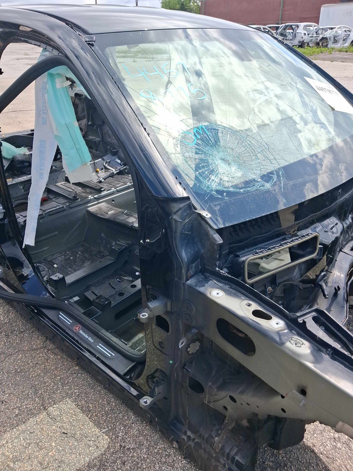 2016-2022 Mercedes Glc 300 Right A-pillar Body Frame Black 040 Oem A2536304801