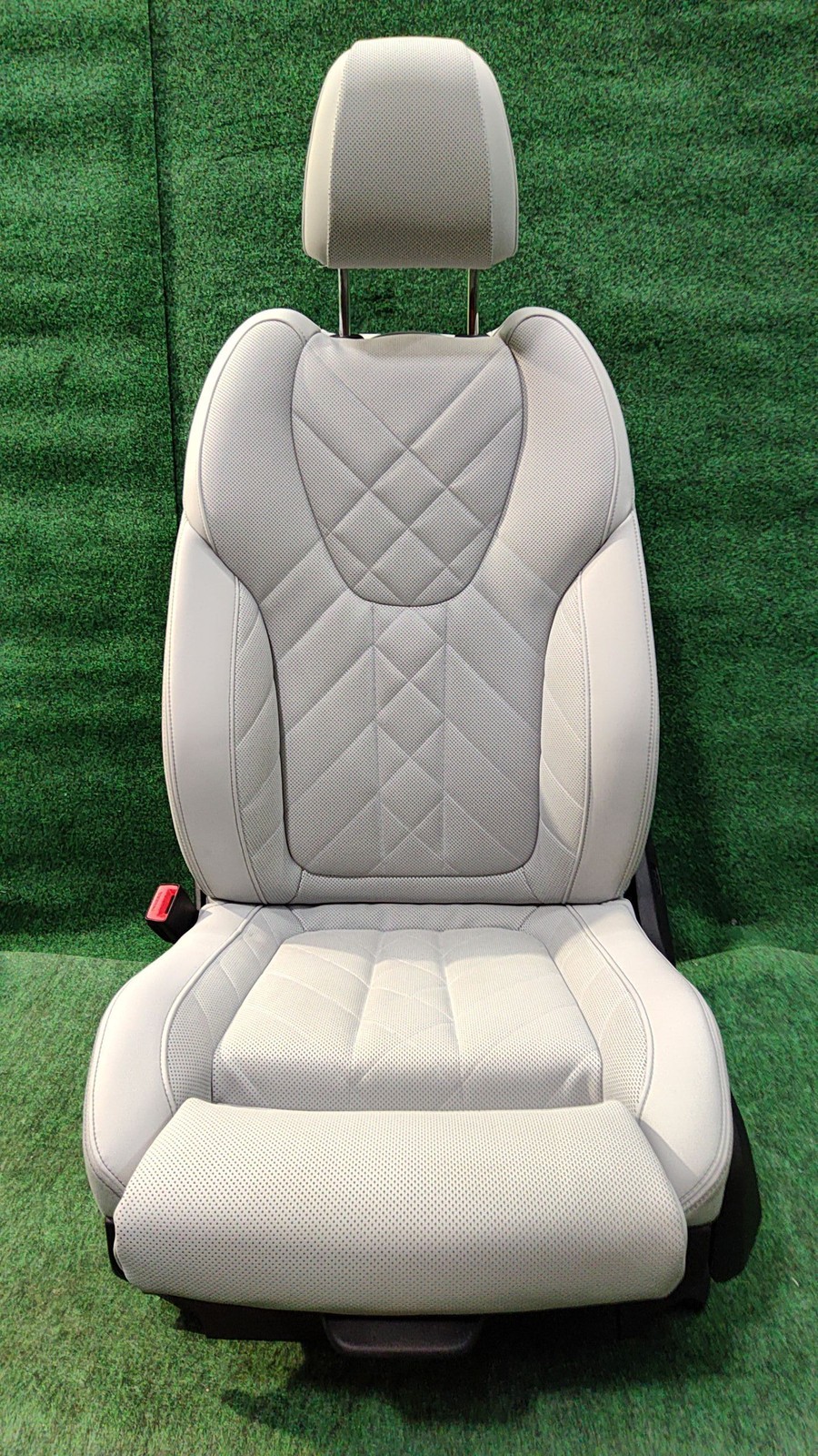 2024-2025 Bmw X5 Front Left Side Seat Silverstone Oem 52105a443d1 52105a3c763