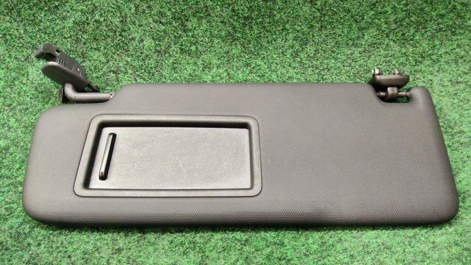 2021-2024 Audi Q5 Left Sun Visor Black Oem 8w0857551aa Original