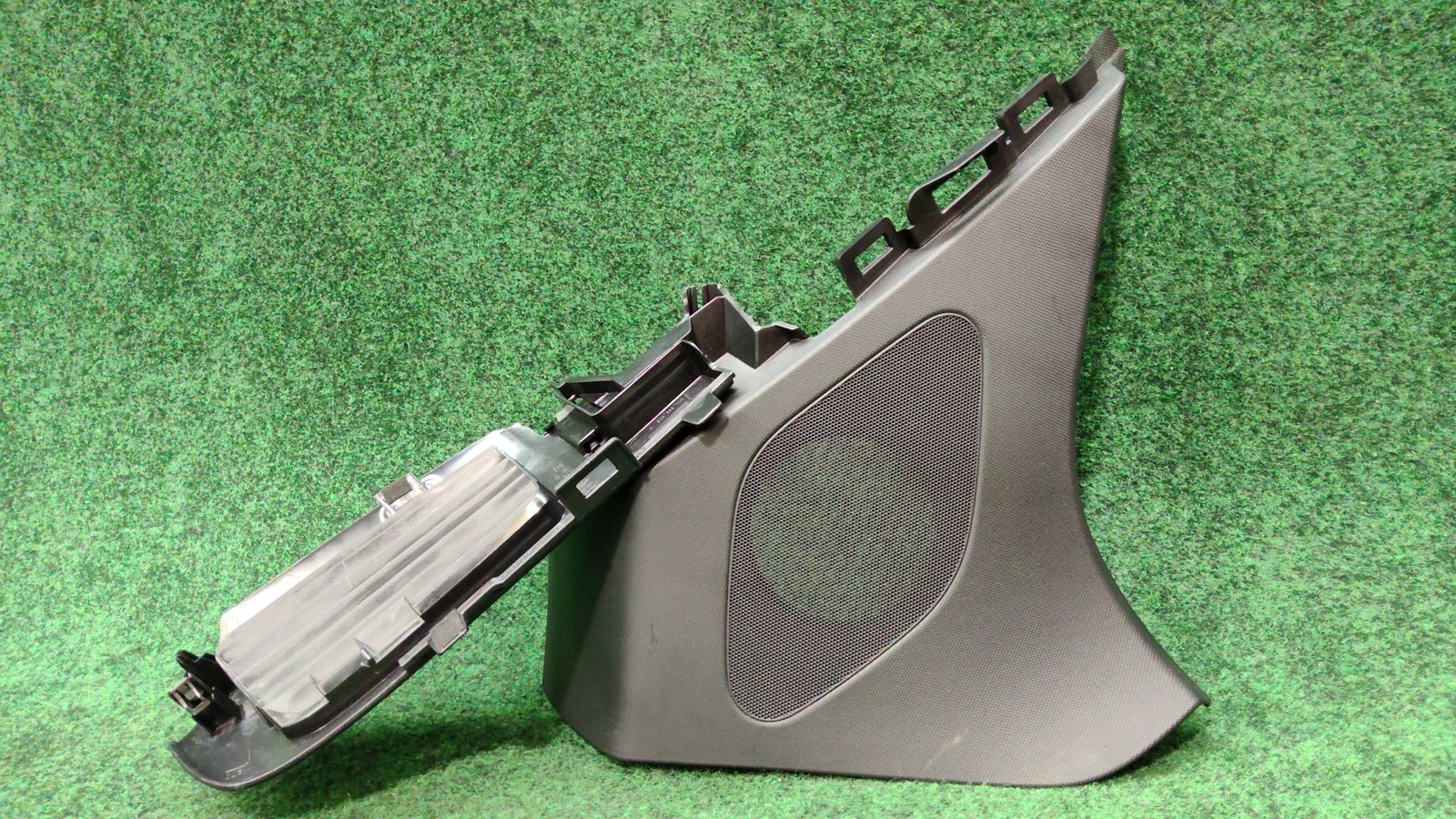 2018 Audi SQ5 D-pillar Corner Cover Black Oem 80a867245c