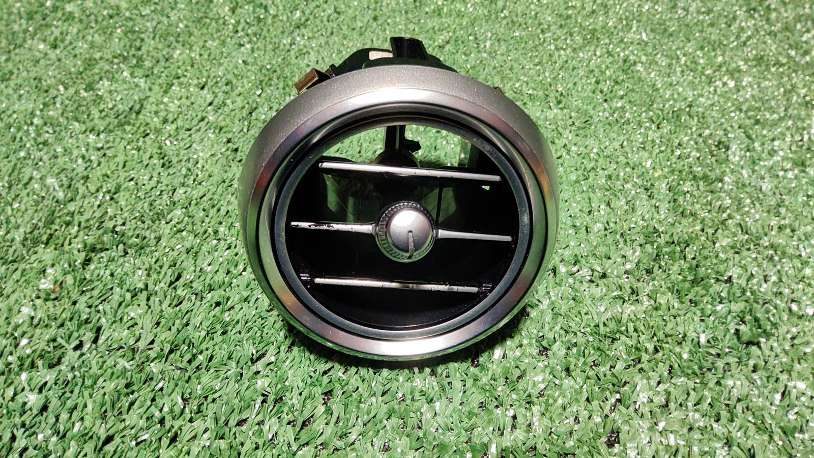 2014-2021 Mercedes Benz C300 Dash Bezel Center Mount A/C Vent Oem A2058300301