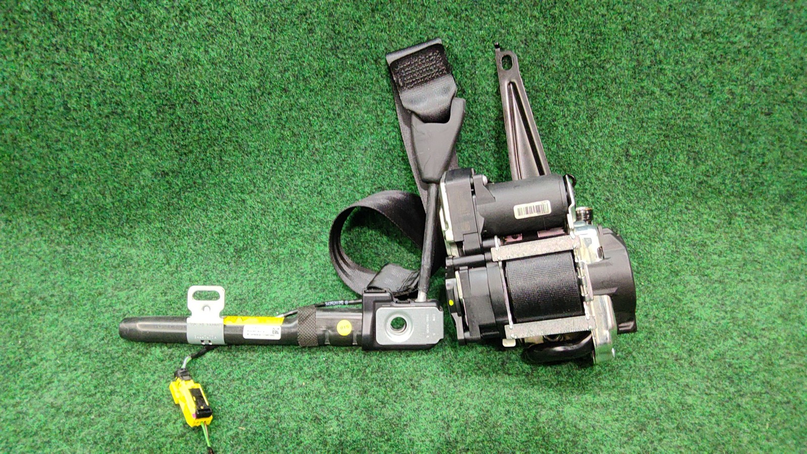 2019-2025 Audi Q3 Quattro Right Front Seat Belt Retractor Oem 83a857706l