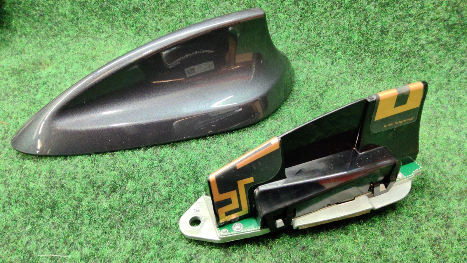 2020-2023 Bmw X6 M50i G06 Antena Arctic Gray Metallc/c2 65206826327 65209371345