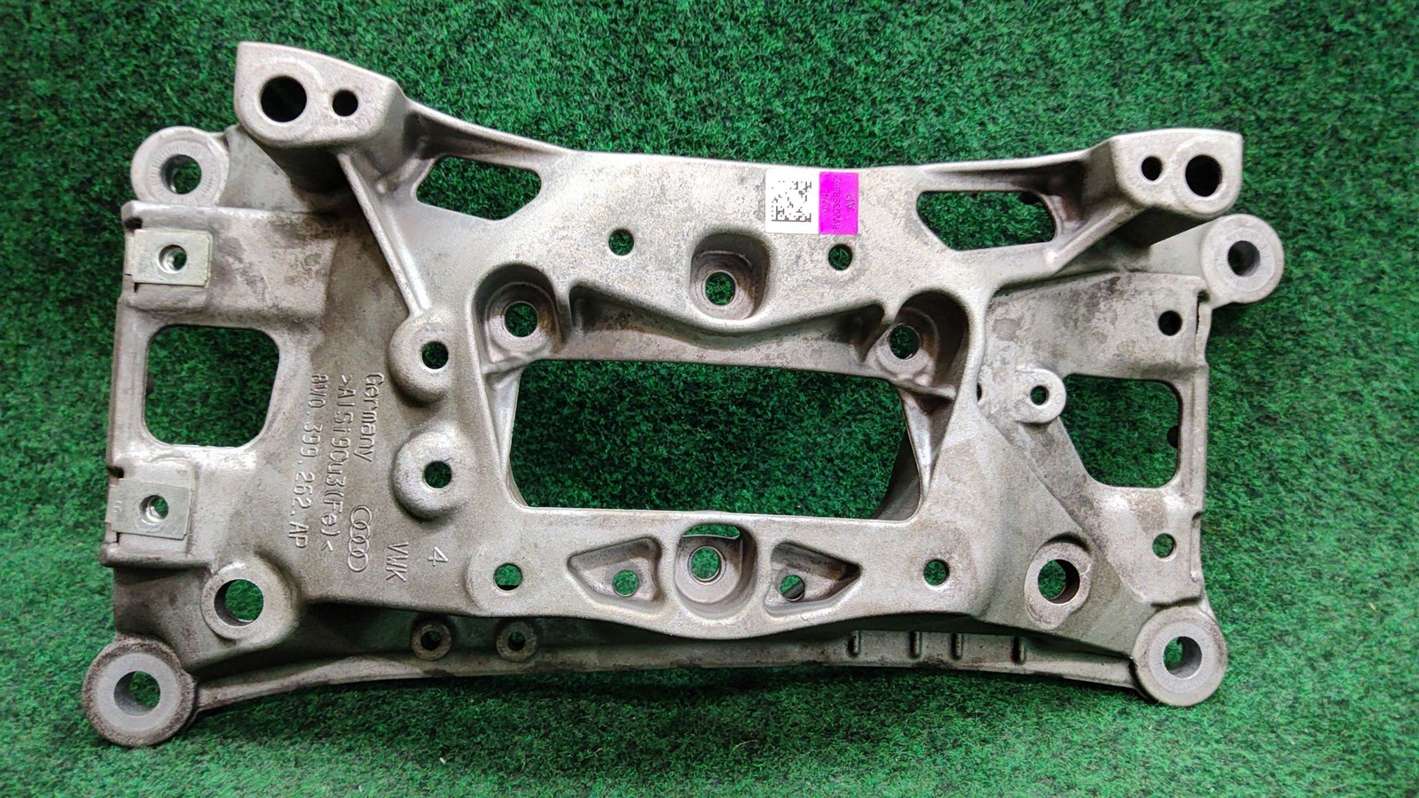2017-2019 Audi A4 Quattro Cross Member Bracket Oem 8w0399262ae / 8w0399262ap