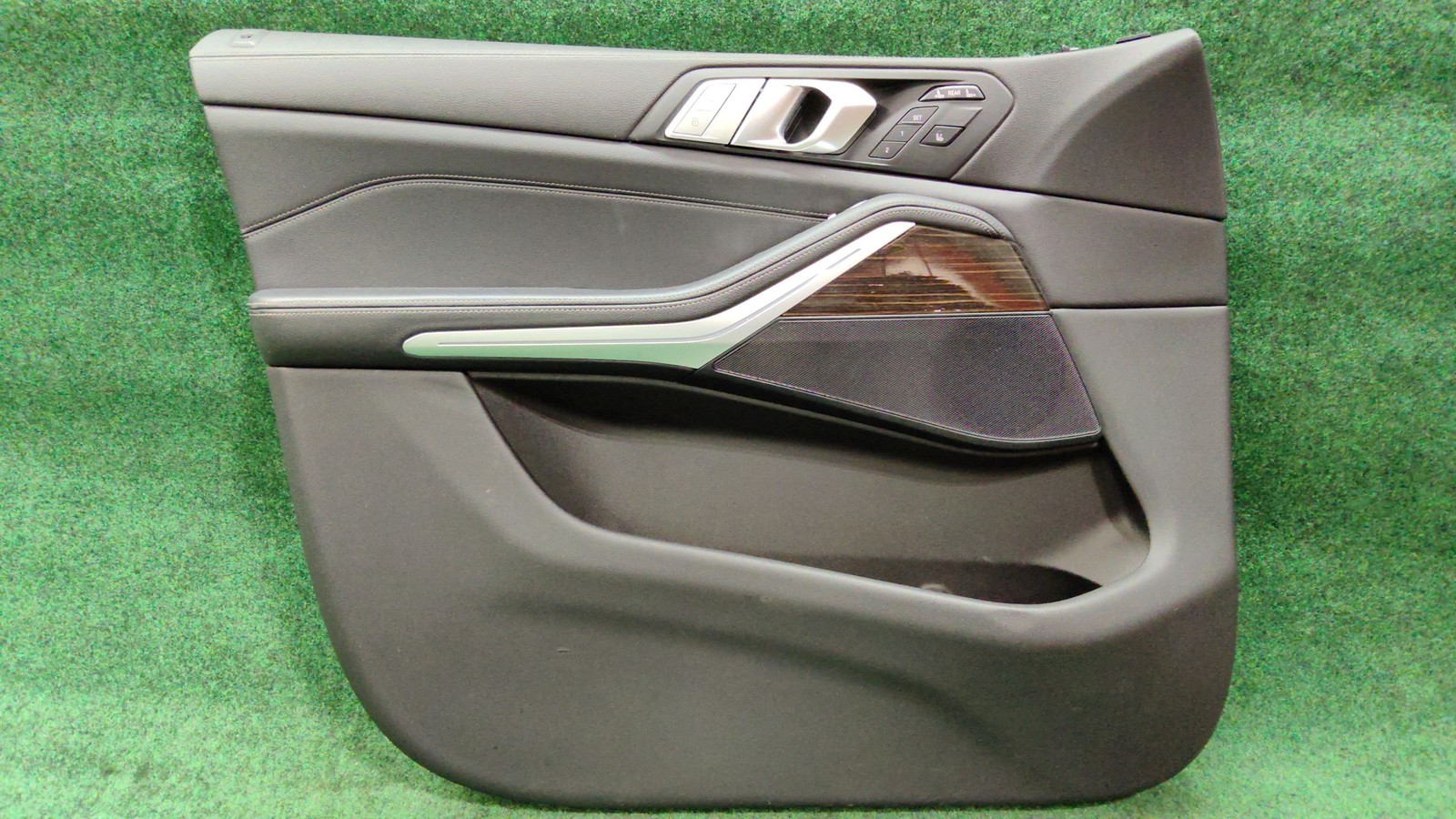 2019-2022 BMW X7 Front Left Door Trim Panel Black OEM 51419473883