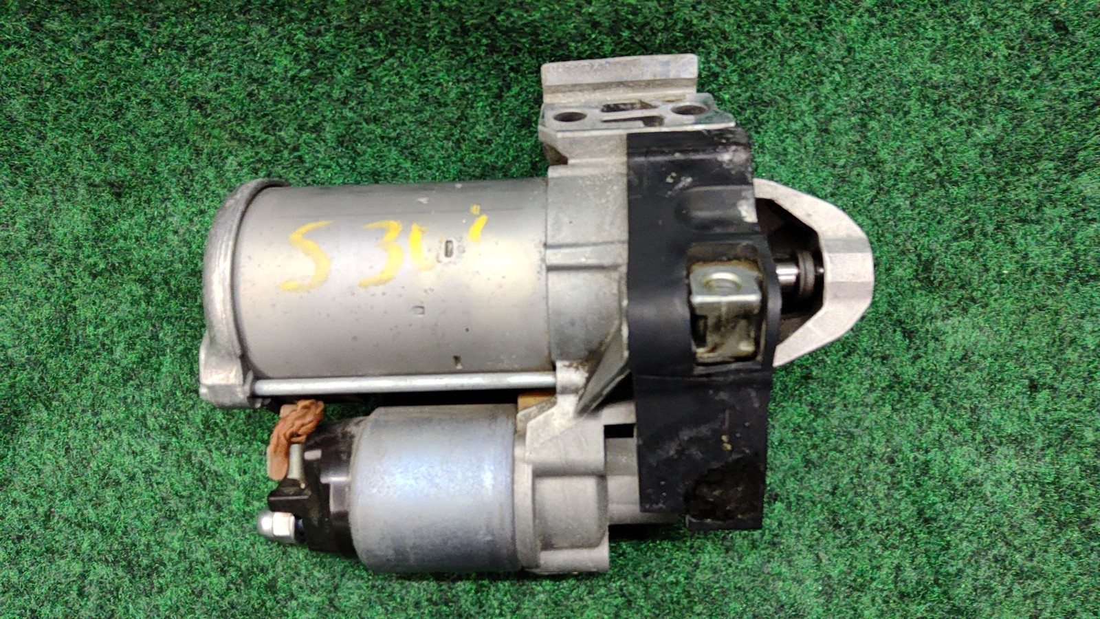 2017-2020 BMW 530i 2.0L Engine Starter Motor OEM 12418621839