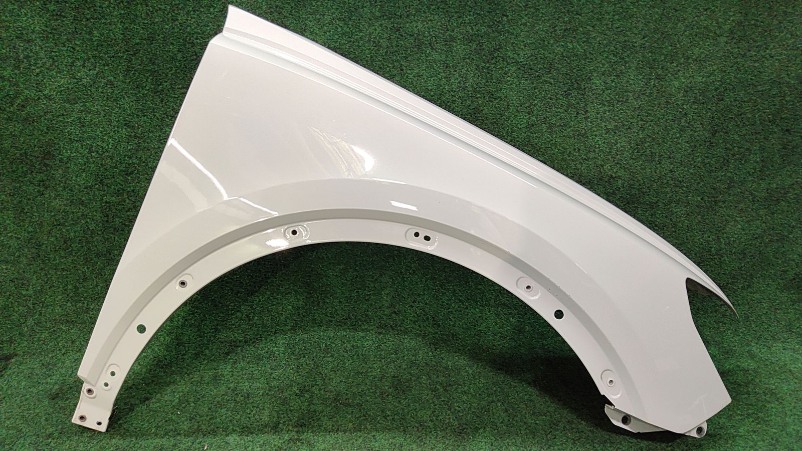 2019-2025 Audi Q3 Front Right Fender Glacier White 2y2y Oem 83a821022