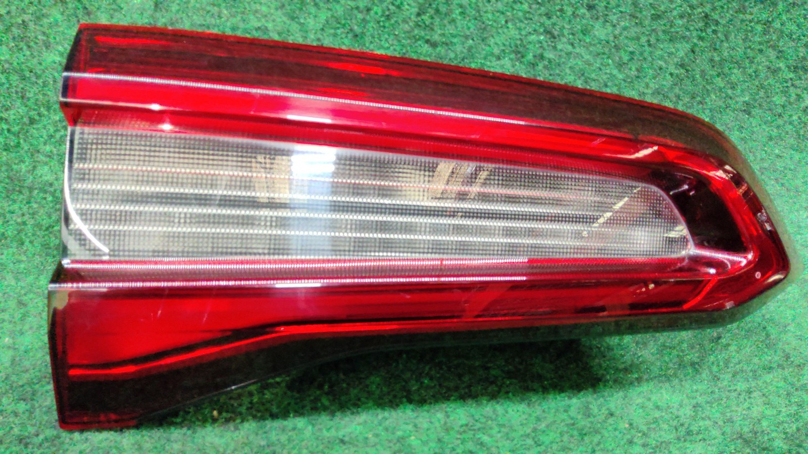 2019-2023 BMW X5 Rear Left Tail Light Assembly ON LIFT GATE OEM 63217931997