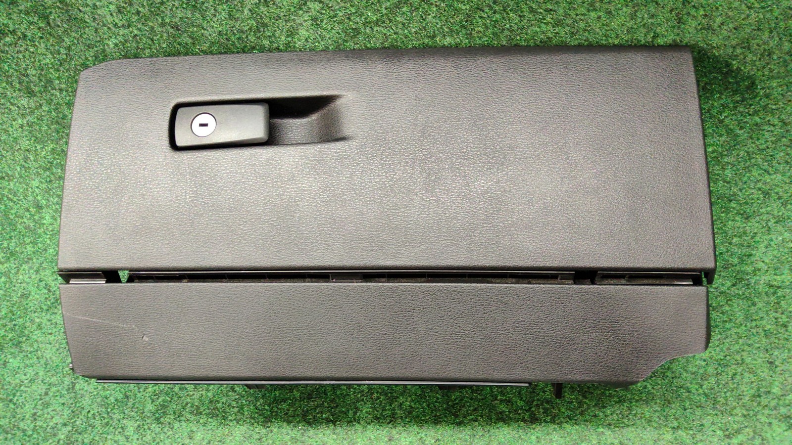 2016-2022 Bmw X1 Glove Box Black Oem 51166965758 51166969713