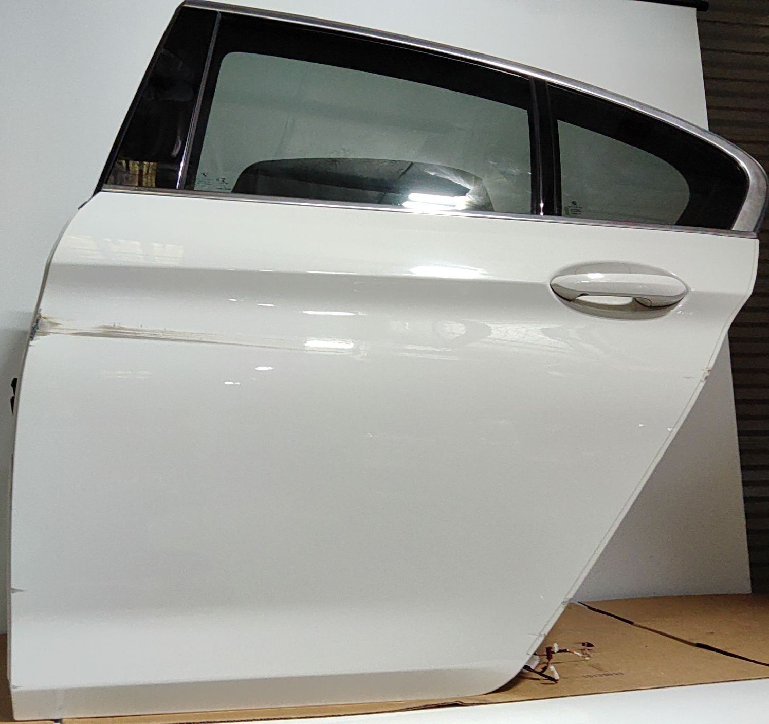 2017-2023 530 Bmw 530i Door Shell Rear Lh Alpine White/300 Oem 41007408963