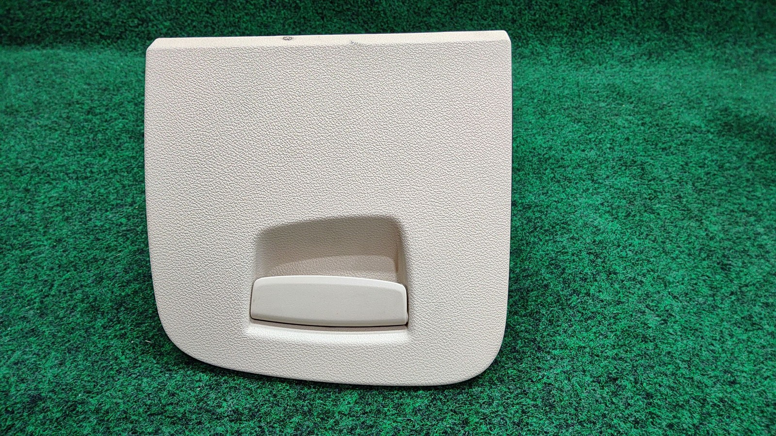 17-23 BMW 530i Dash Driver Knee Oddment Tray Panel Canberra Beig OEM 51456997929