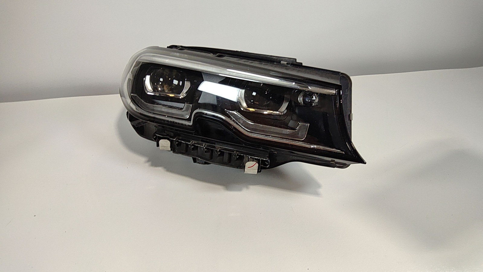 2019-2022 BMW330I Headlight Right Led Adaptive  Trim Shadowline OEM 63115A243A4