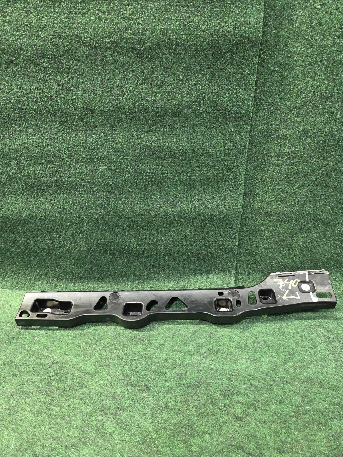 2016-2022 BMW 740i Rear Left Side Rocking Moulding Bracket OEM 51777357139