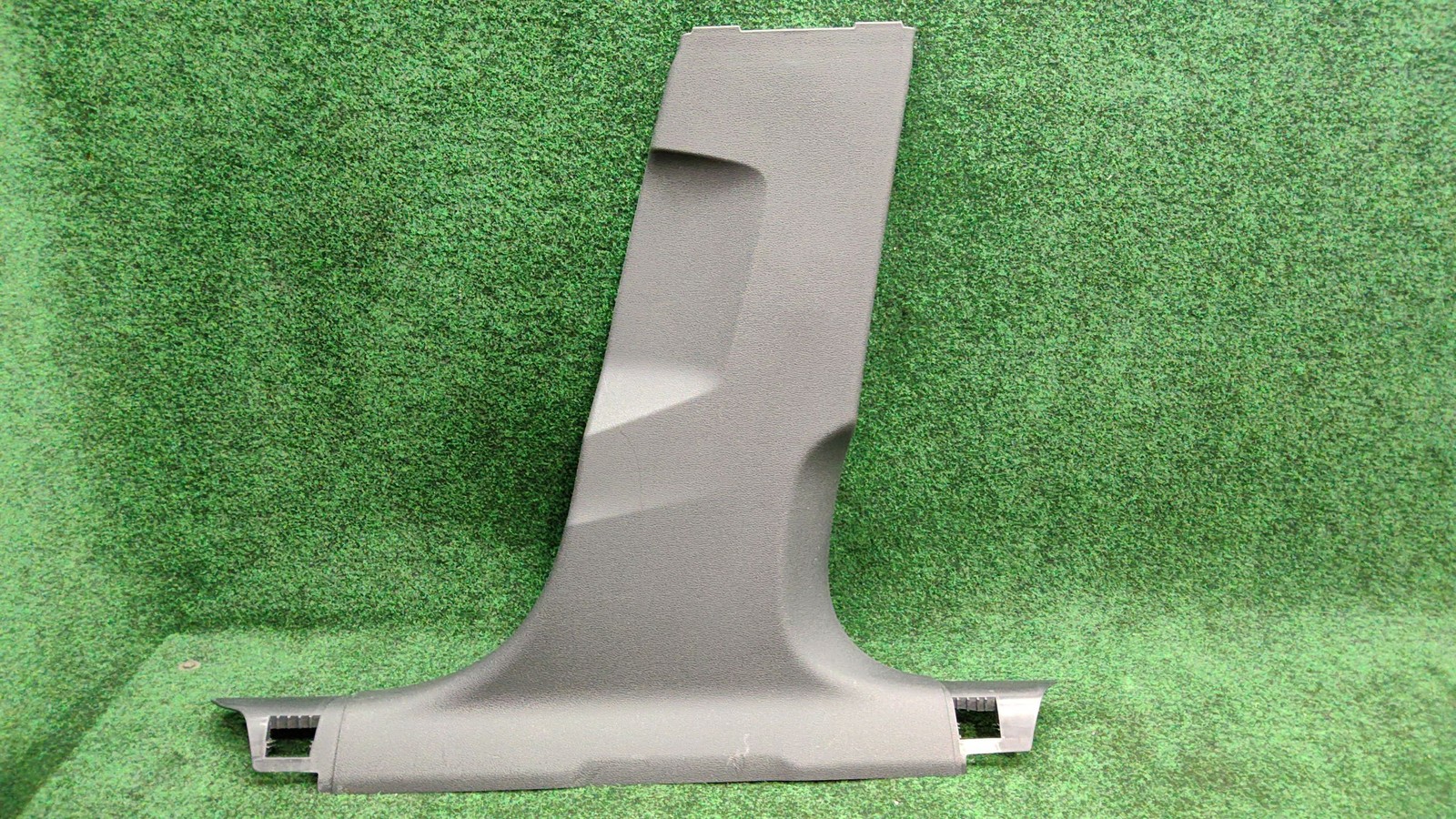 2017-2019 Audi A4 Quattro Right Lower B-pillar Trim Oem 8w0867240a