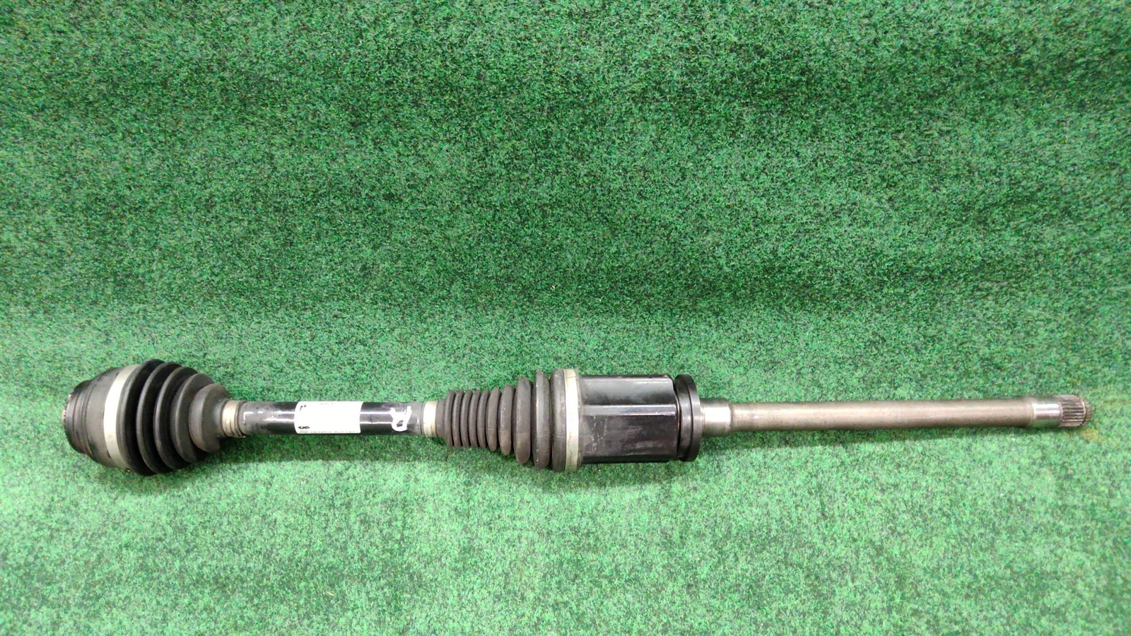 2017-2019 BMW 530i Front Right Axle Shaft OEM 31608683334