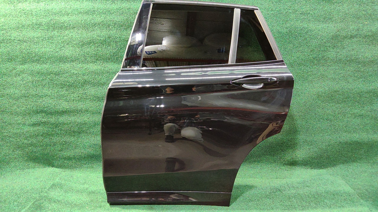 2016-2022 Bmw X1 Rear Door Shell Left black Sapphire/475 Oem 41007461351