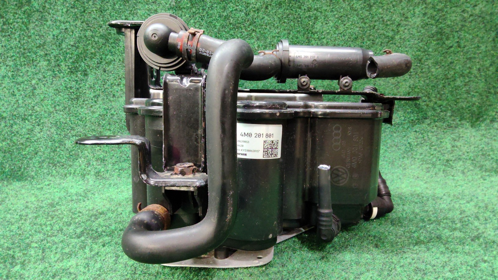 2020-2021 AUDI Q7 3.0L Fuel Vapor Evaporator OEM 4M0201799AC 4M0201801