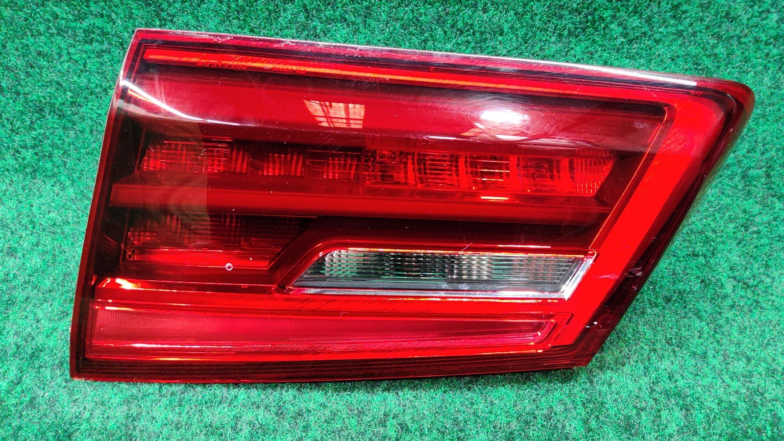 2018-2020 BMW 530i Right Tail Light Decklid Mounted Lamp OEM 63217376476