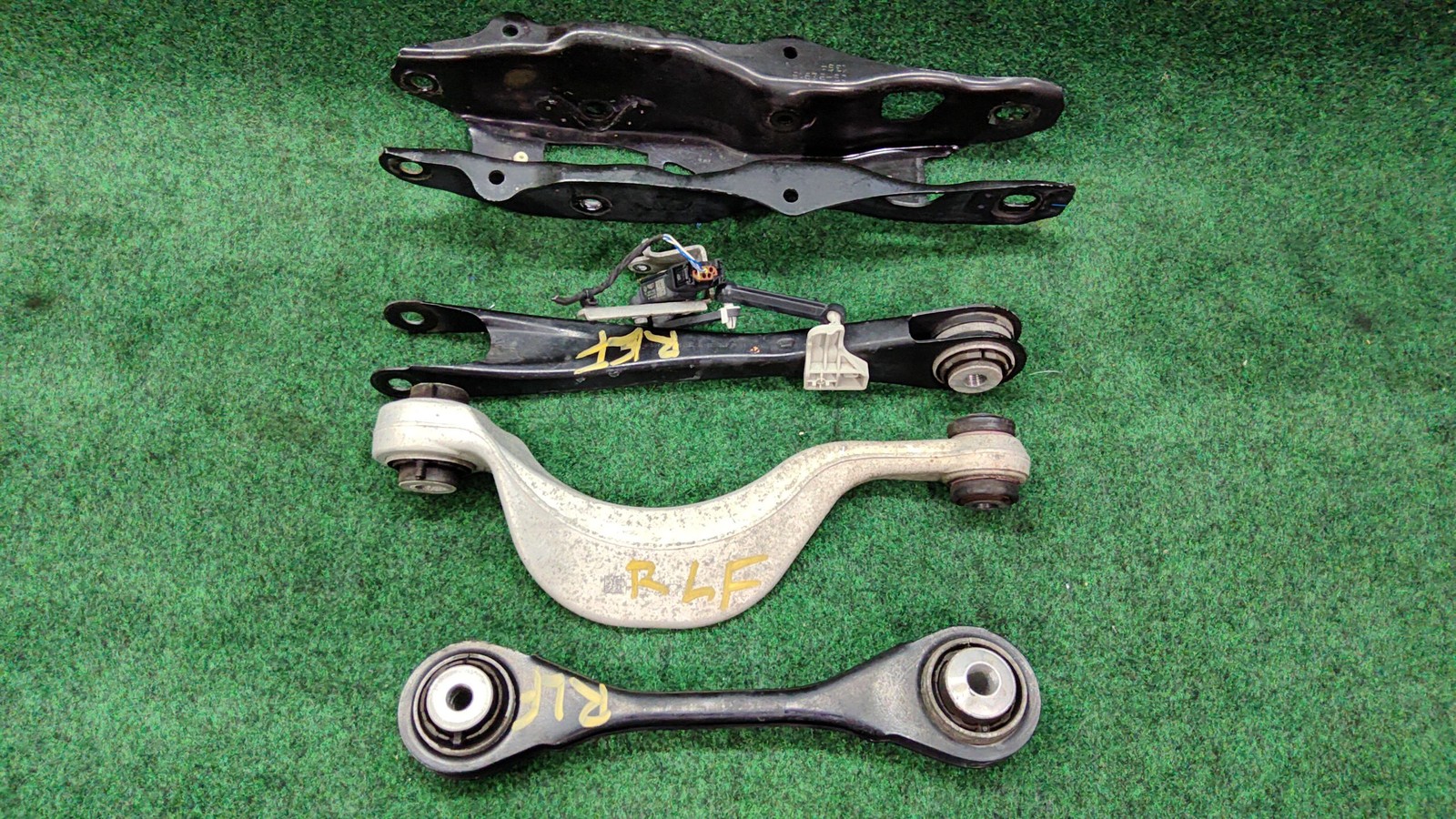 2020-2023 Bmw Control Arm Rear Left Axle Oem 33306878017 33306878021 33306878031