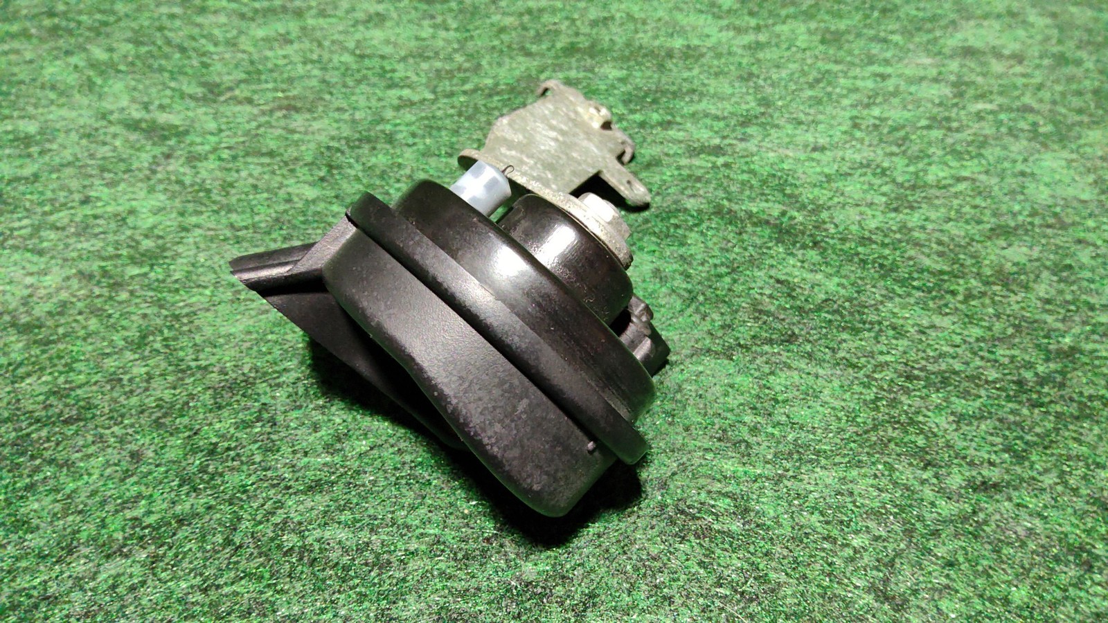2015-2020 Audi A3 Quattro Low Tone Right Horn Oem 8v0951210d
