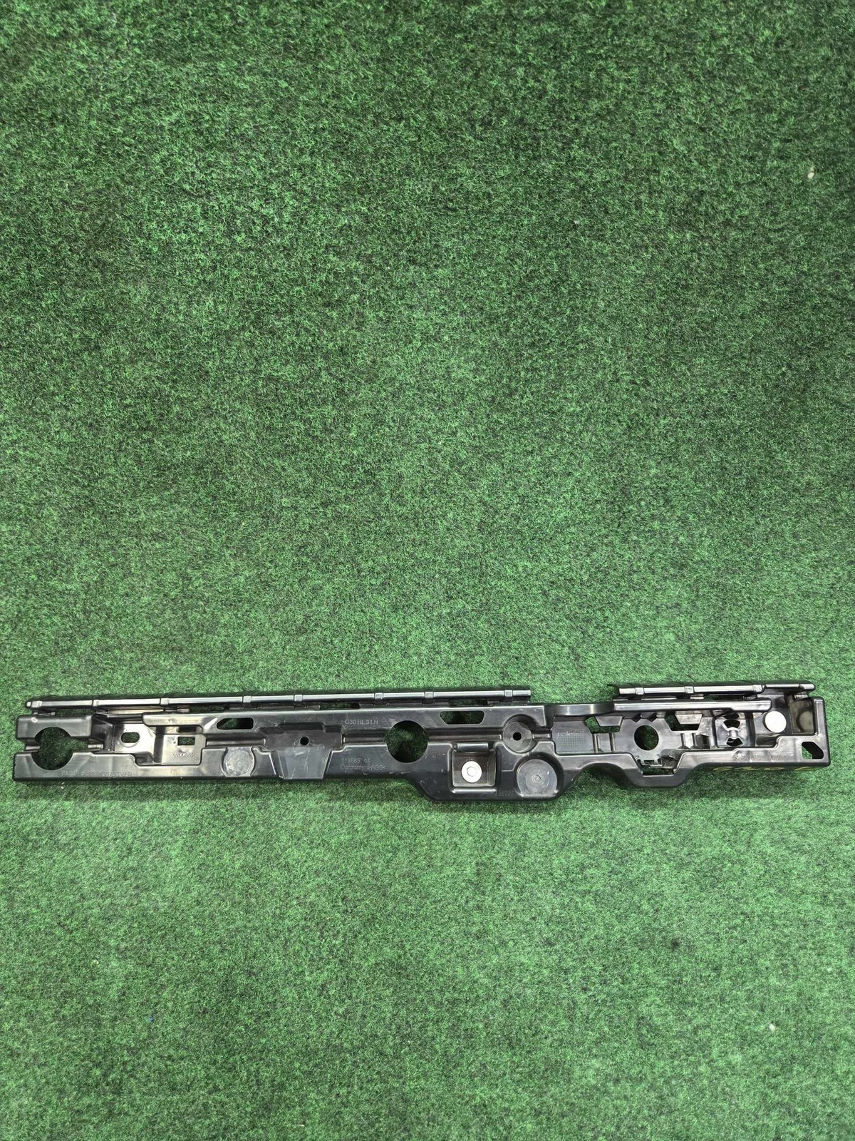 2017 - 2023 Bmw 530i Lh Supporting Ledge Rocking Moulding Oem 51777387345