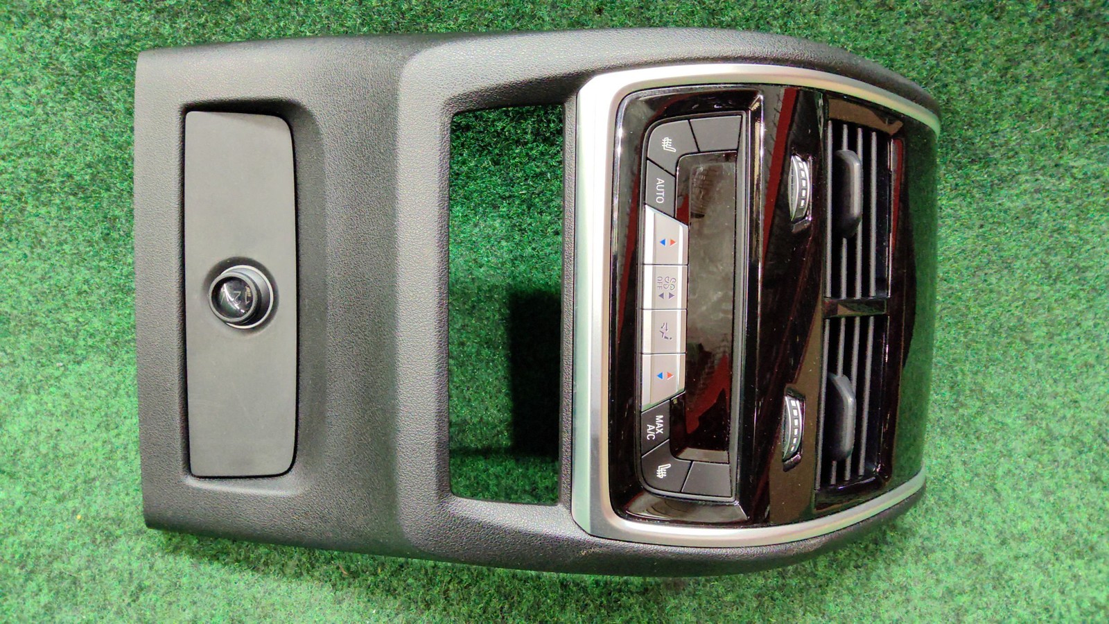 2020-2023 Bmw X6 M50i Fresh Air Grille Rear Room Oem 64229399964 64229399966