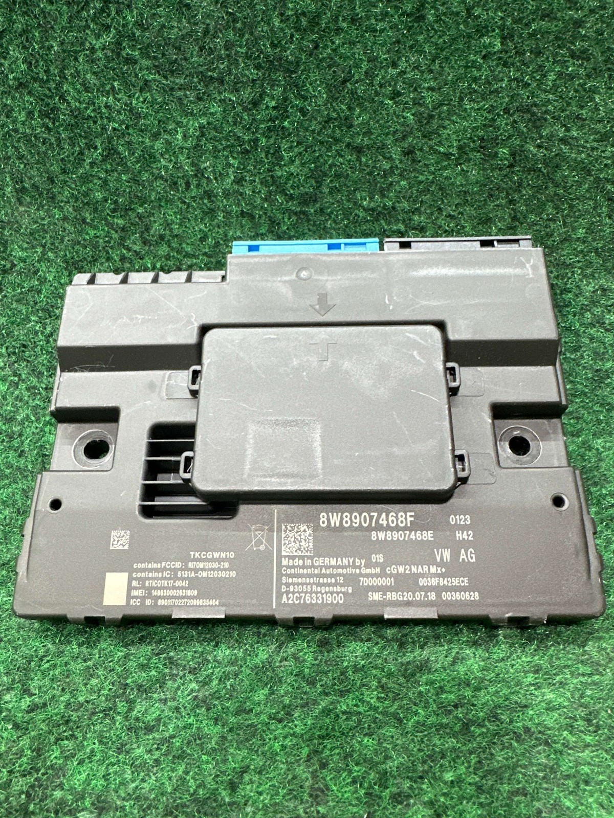 2017-2020 Audi SQ5 Interface Gateway Control Module Oem 8w8907468f