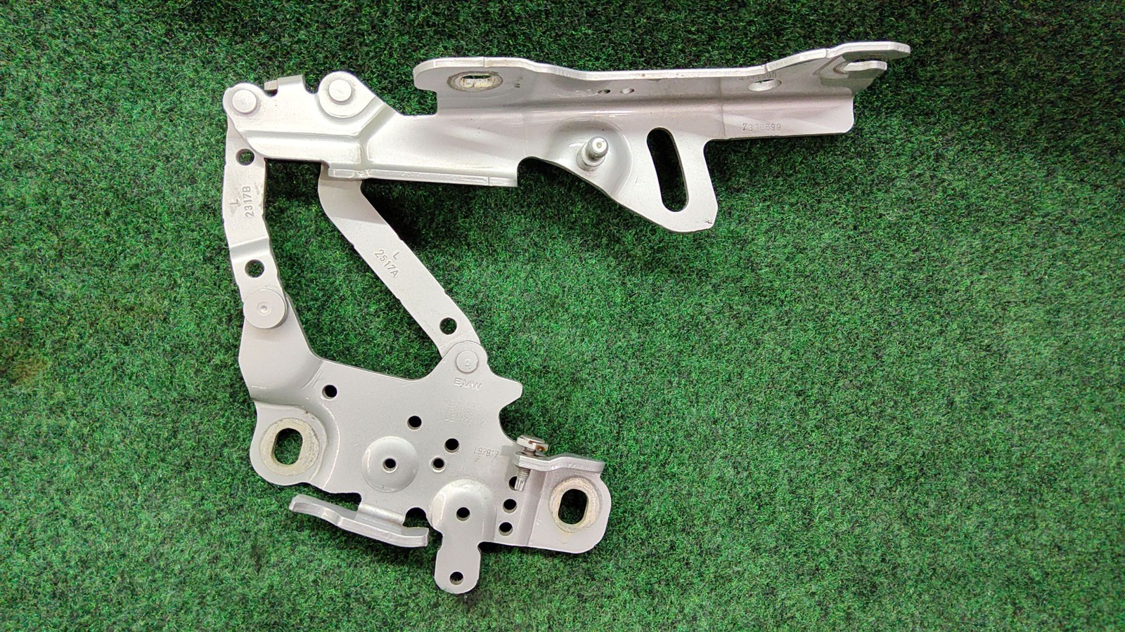 2012-2021 BMW 330i Hood Hinge Right Glacier Silver A83 OEM 41617286343