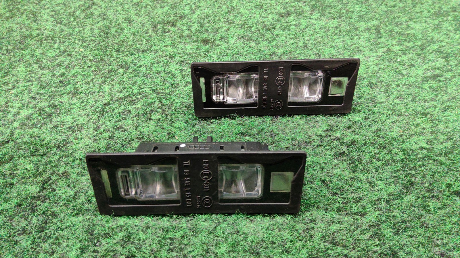 2018-2025 Audi A5 Led License Plate Light Assembly Set Of 2 Pcs Oem 8w6943021