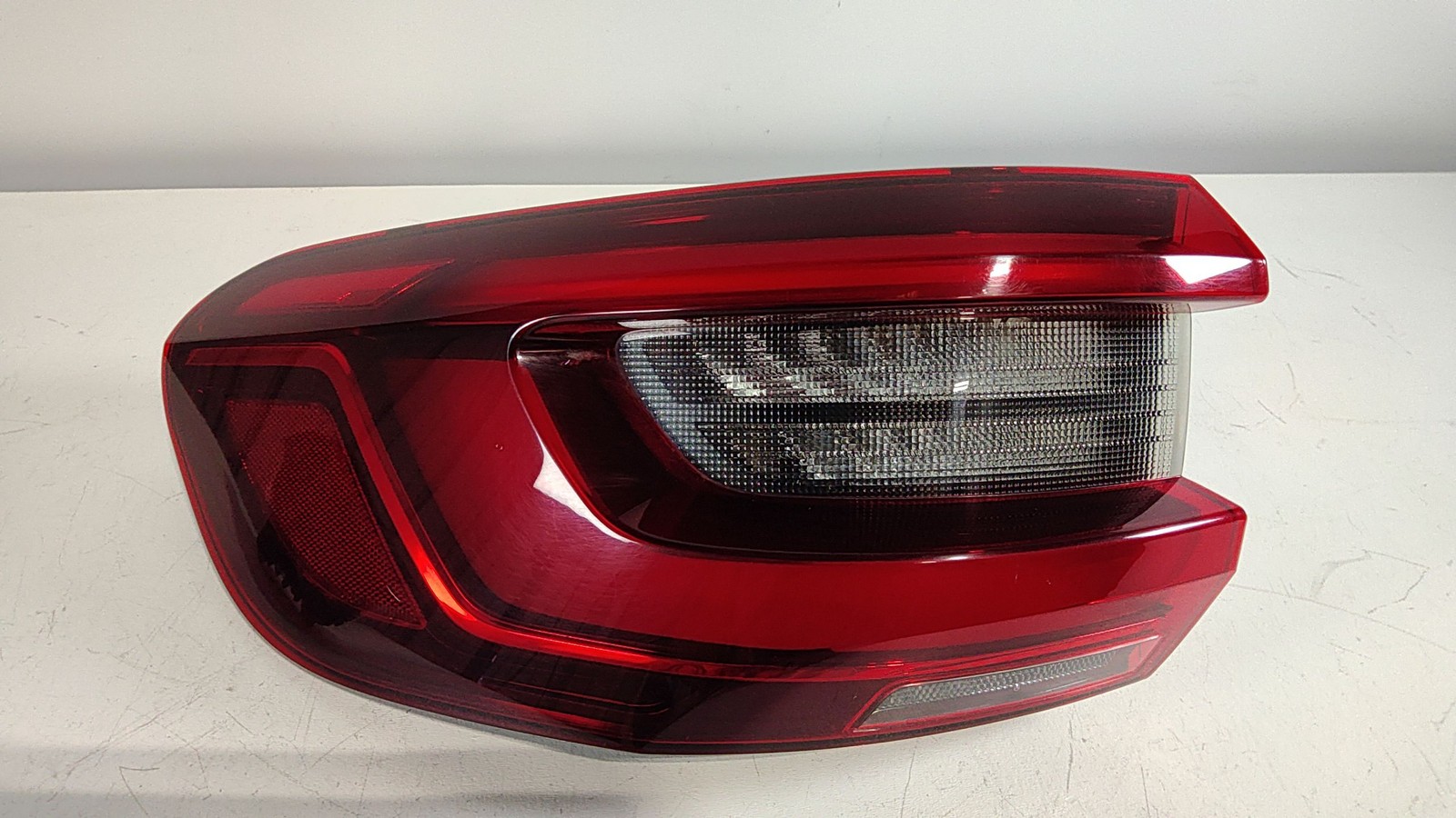 2019-2023 BMW X5 Left Tail Light Quarter Mounted Lamp OEM 63219448071