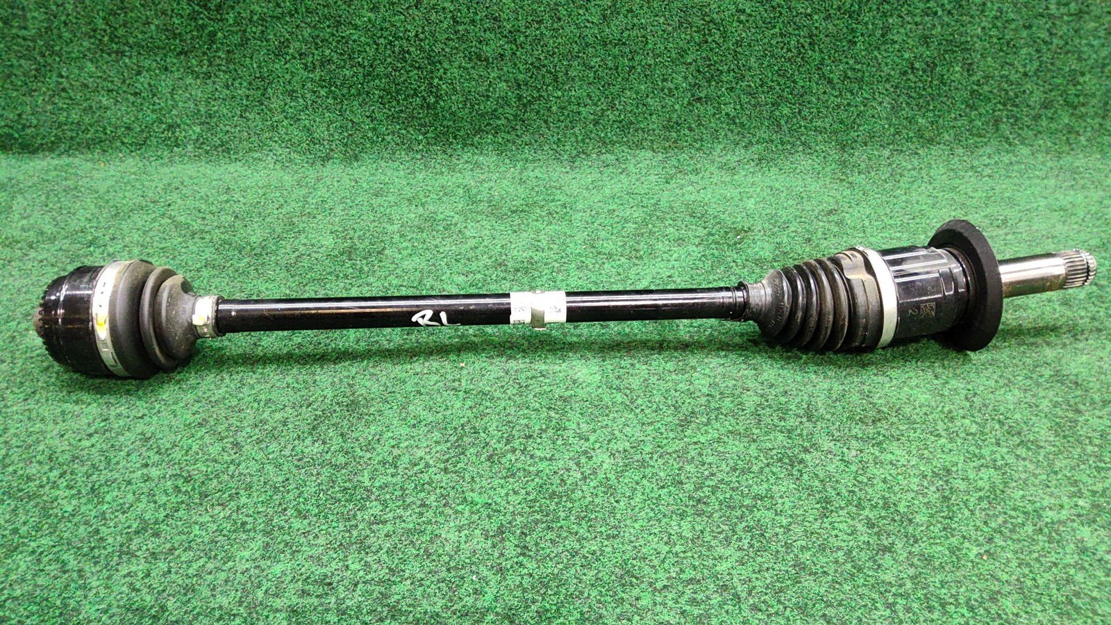 2023-2026 Bmw X1 M35i Left/ Right Rear Axle Shaft 1k Mls Oem 33205a5c2f1