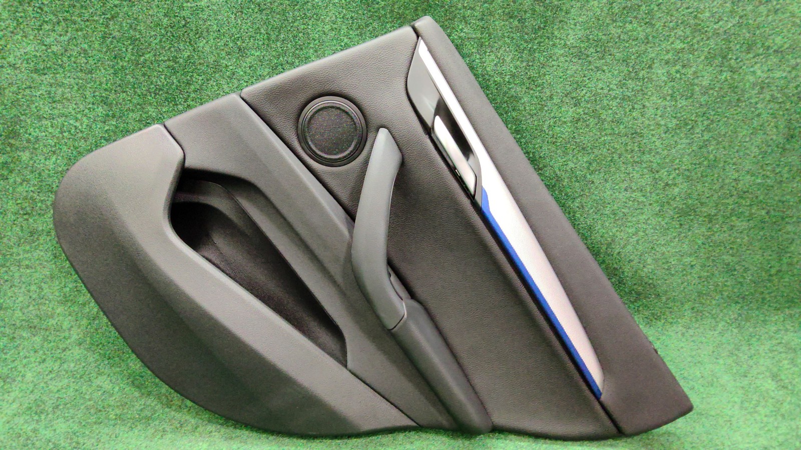 2017-2023 Bmw X1 Rear Door Trim Panel Rh Black/kcsw Oem 51427438104