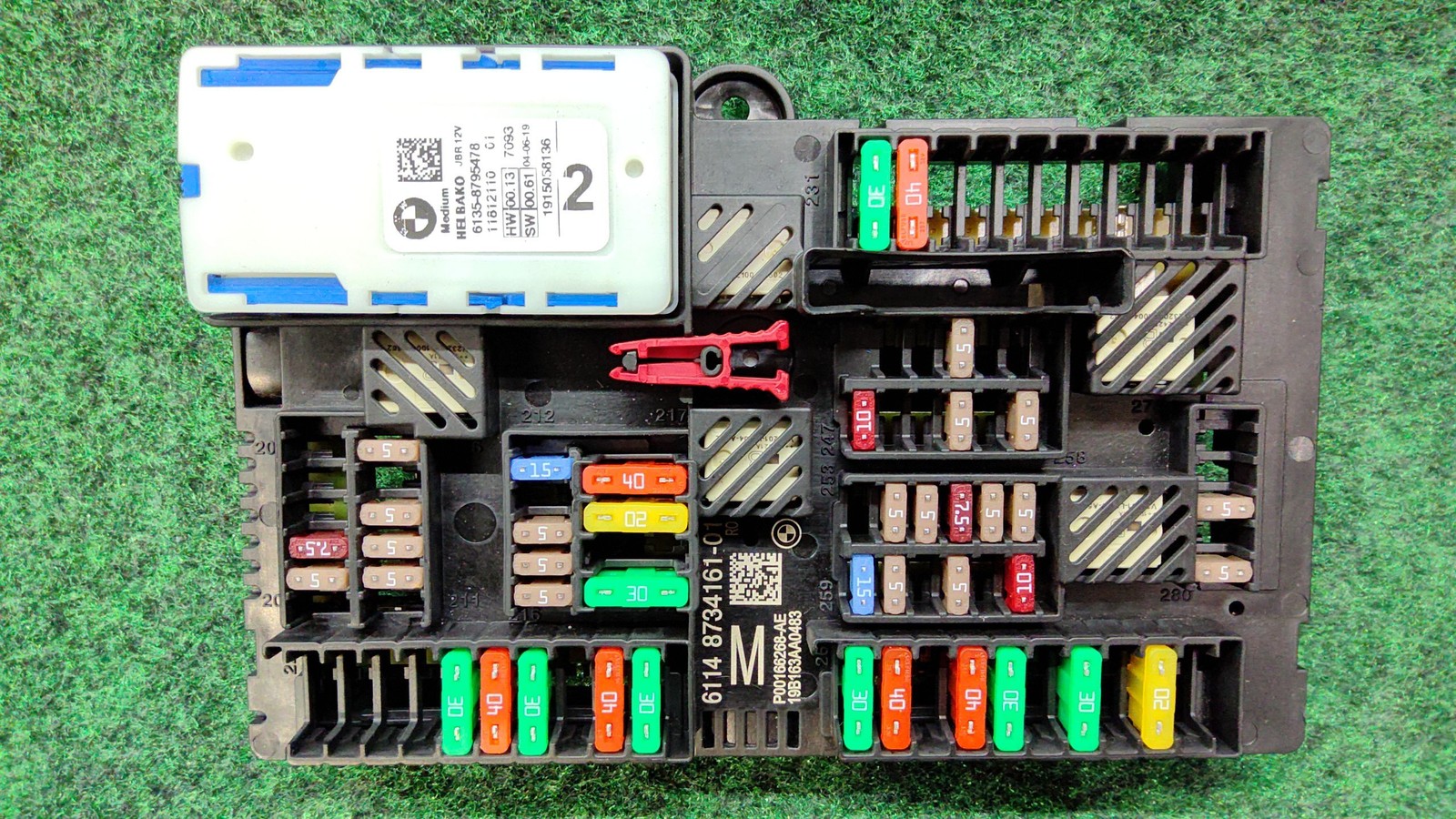 2019-2025 Bmw 330i Power Distribution Box Rear Oem 61148734162