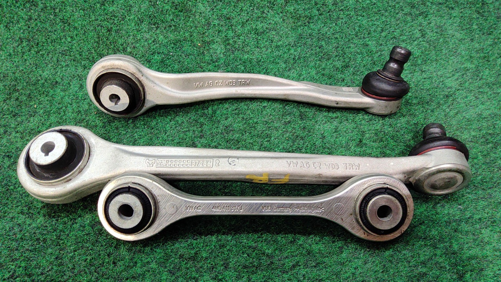 2021-2025 Audi Q5 Set Of Control Arms 3pcs Oem Vwa5c3wd3trw 4wd411517j