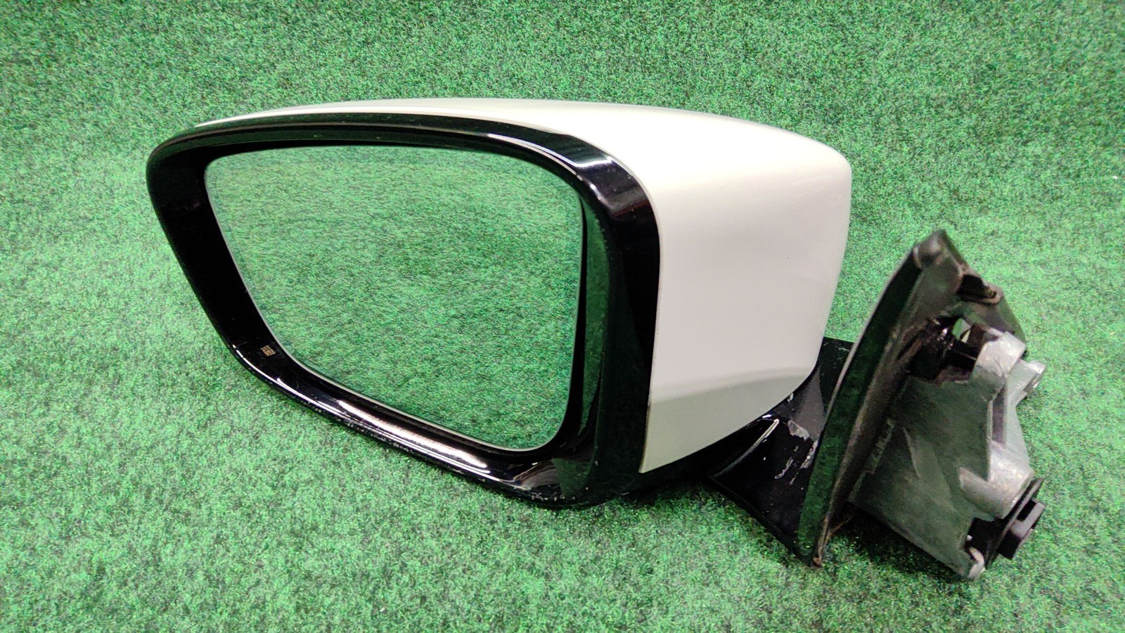 2016-2024 BMW 530i Left  Door Mirror Lh Oem 51167428761 51167485125