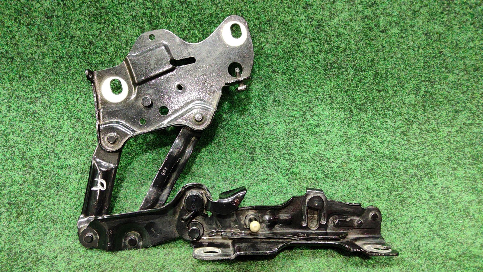 2019-2025 BMW X5 Front Right Hood Hinge BLACK SAPHIRE METAL 475M OEM 41009477742