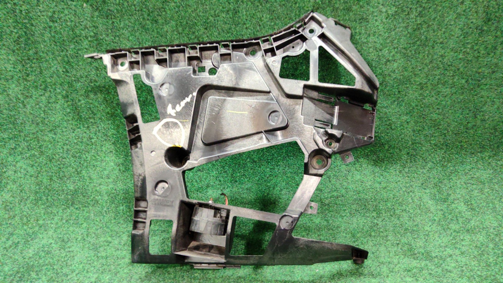 2019-2022 Bmw 330i Rear Left Bumper Mount Support Bracket Oem 51118069393