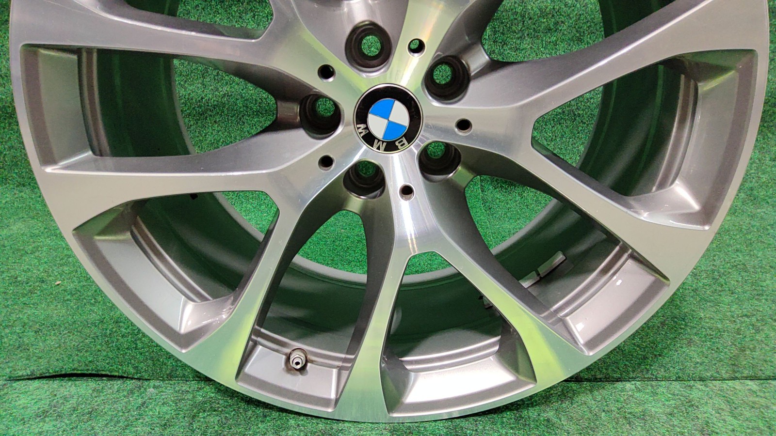 19 20 BMW X5 Wheel 20x10-1/2 5 Y Spoke Design OEM 36116883757