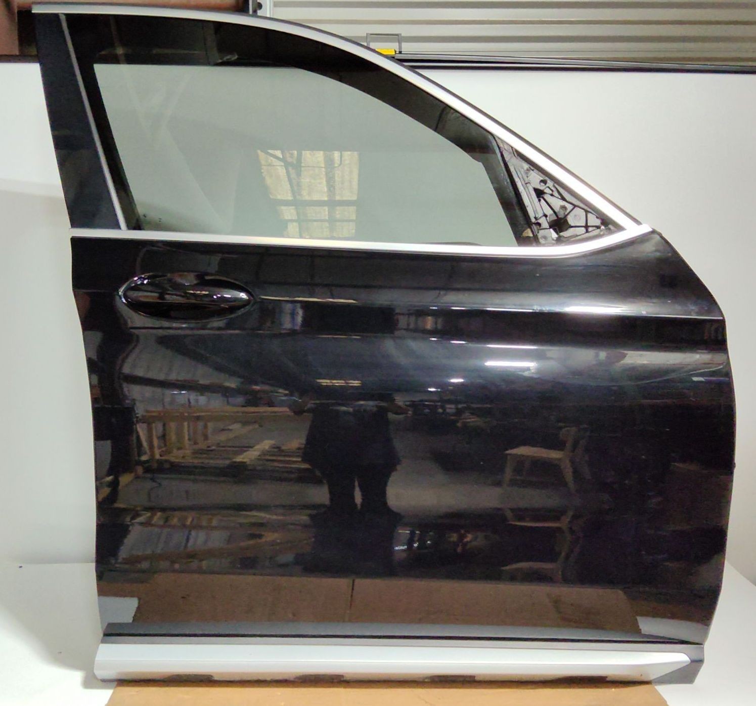 2018-2021 Bmw X3 Front Door Right Black Oem 41007465528 51337397130 51337457249