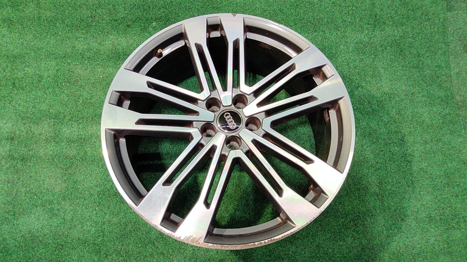 Audi Wheel 21'x8-1/2 Alloy 5 Double Spoke Oem 80a601025ac