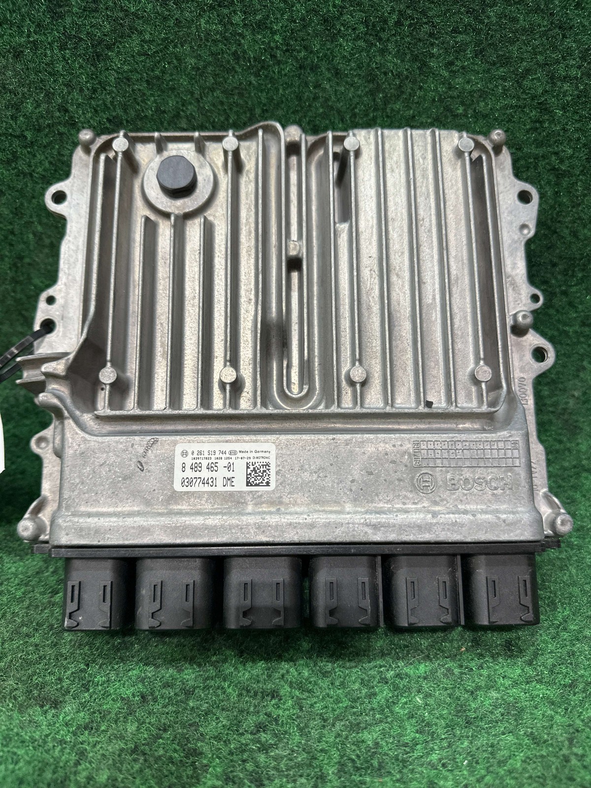 2016-2022 BMW 740i Engine/motor Control Module OEM 61425B62A38