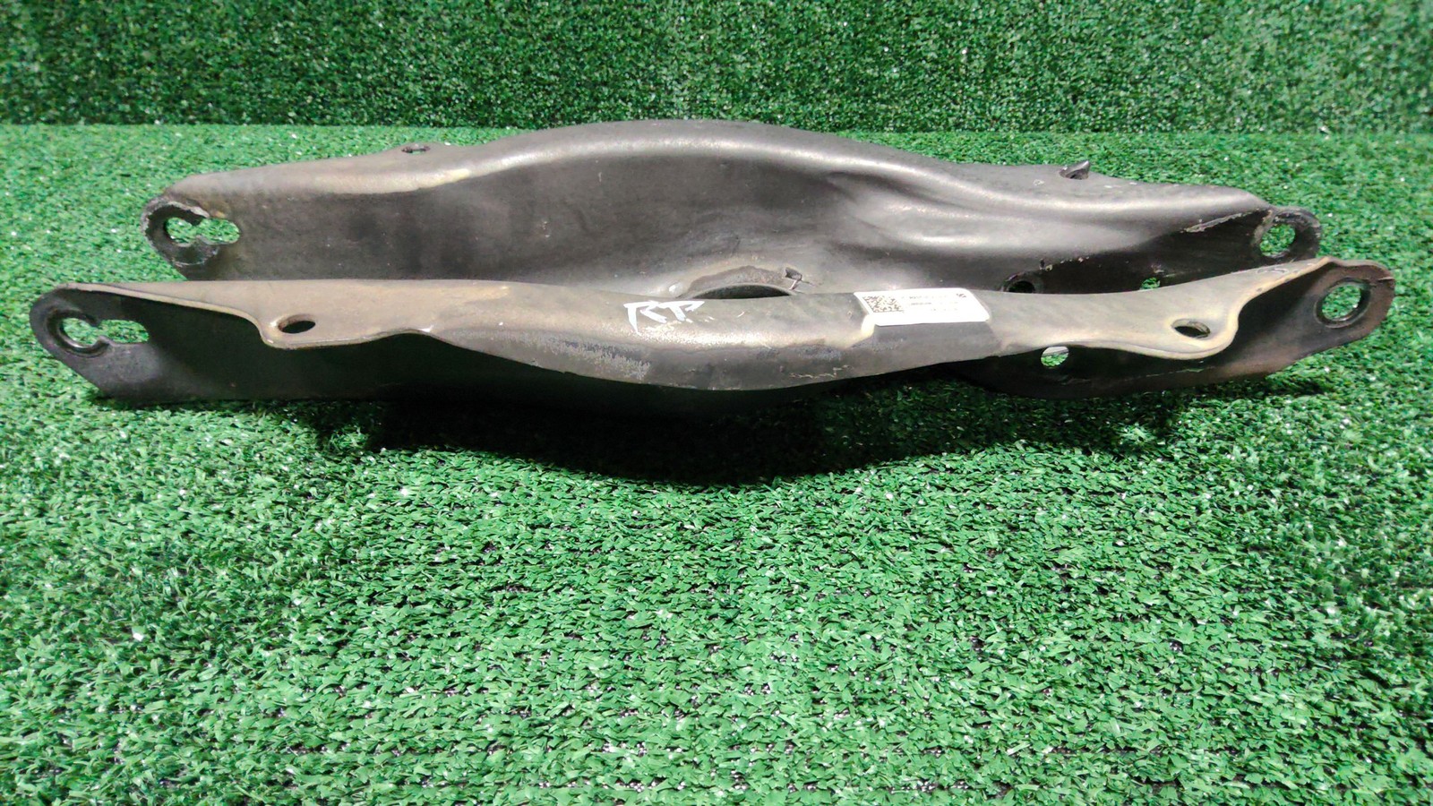 2014-2021 Mercedes Benz C300 Rear Right Lower Spring Link Arm Oem A2053522000