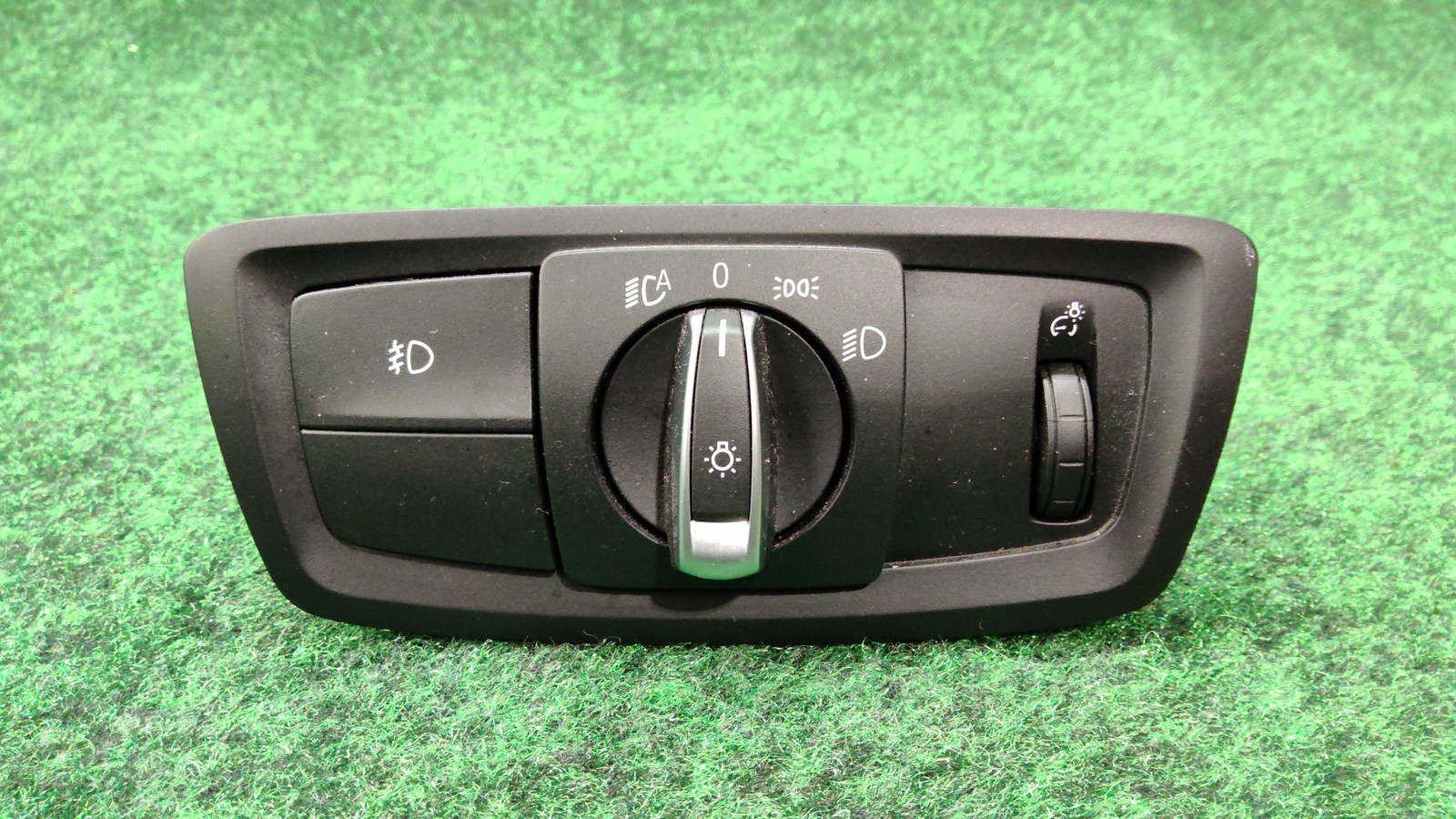 2016-2022 Bmw X1 Headlight Switch Oem 61319393602 Original