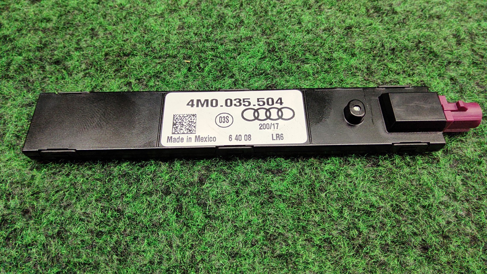 2017-2019 Audi A4 Quattro Aerial Antenna Amplifier Oem 4m0035504