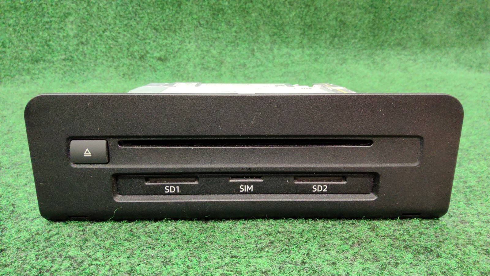 2018-2024 Audi S4 CD Player Dash Mounted OEM 8W5035890B 8W5035880B