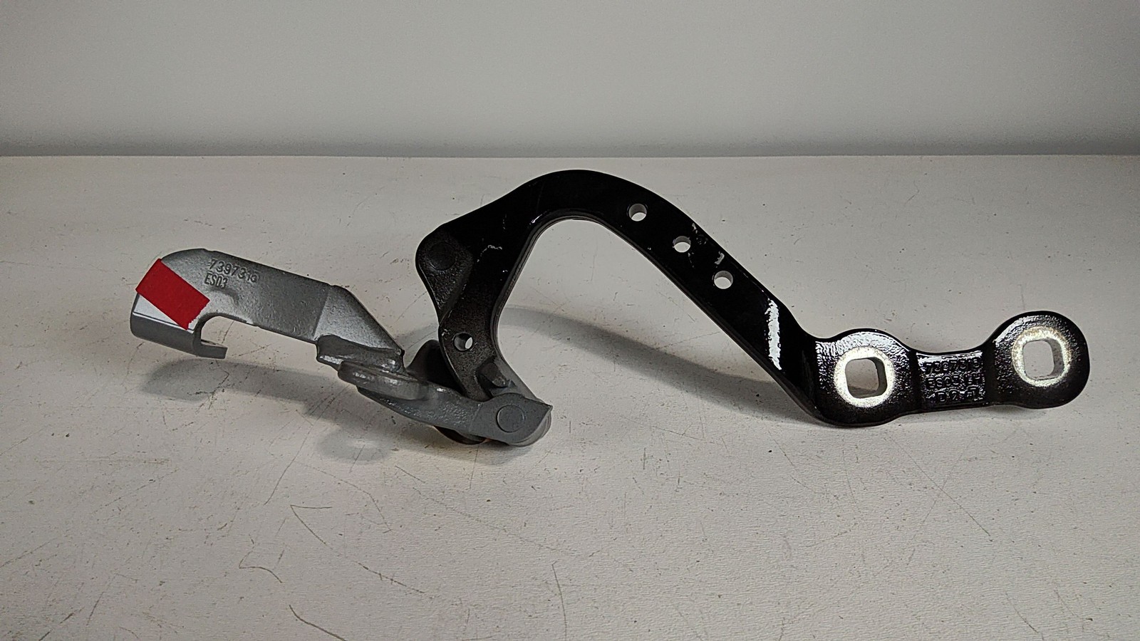 2018-2024 BMW X3 Lid Hinge Right OEM 41007494944