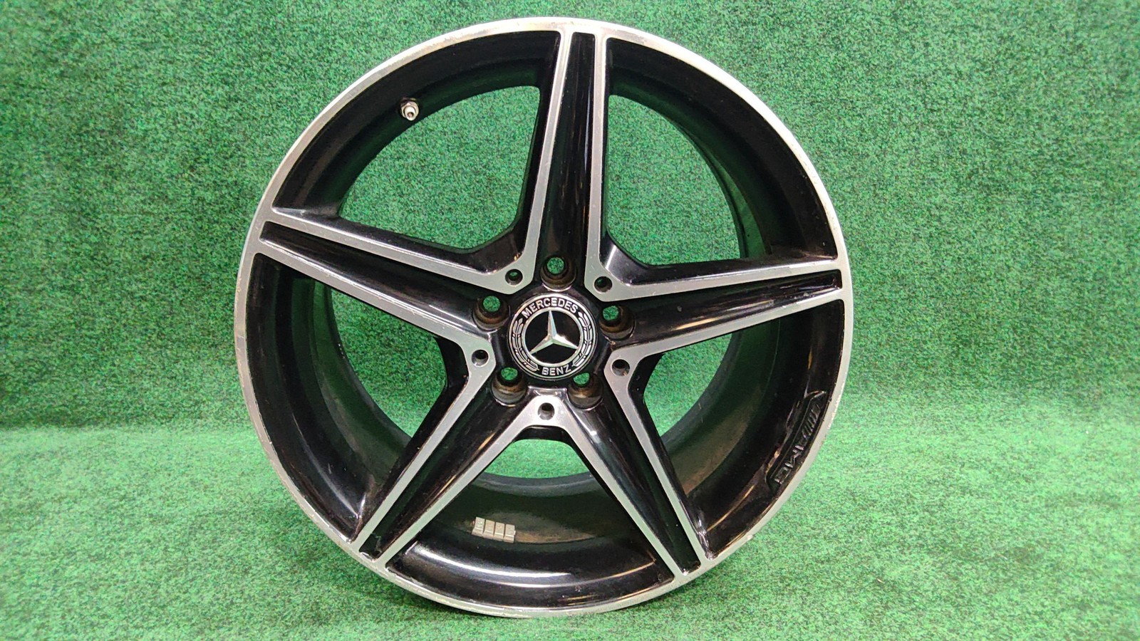 Wheel Mercedes Benz C300 5-Spoke 8.5Jx18 OEM A2054017700