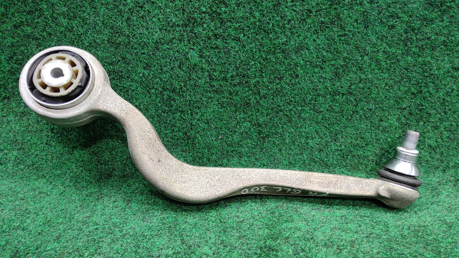 2016-2022 Mercedes Glc 300 Right Front Tension Strut Control Arm Oem A2053301805