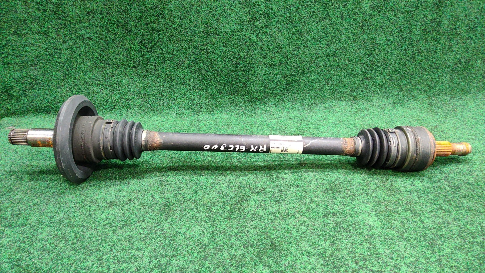2016-2022 Mercedes Glc 300 Right Rear Axle Shaft 17k Mls Oem A2133502311
